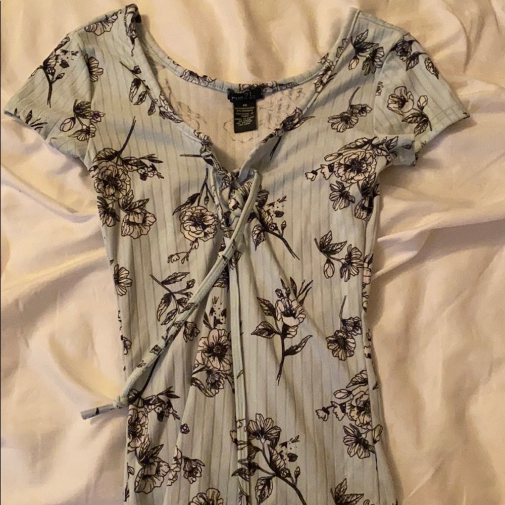 Rue 21 mint green with black flowers top